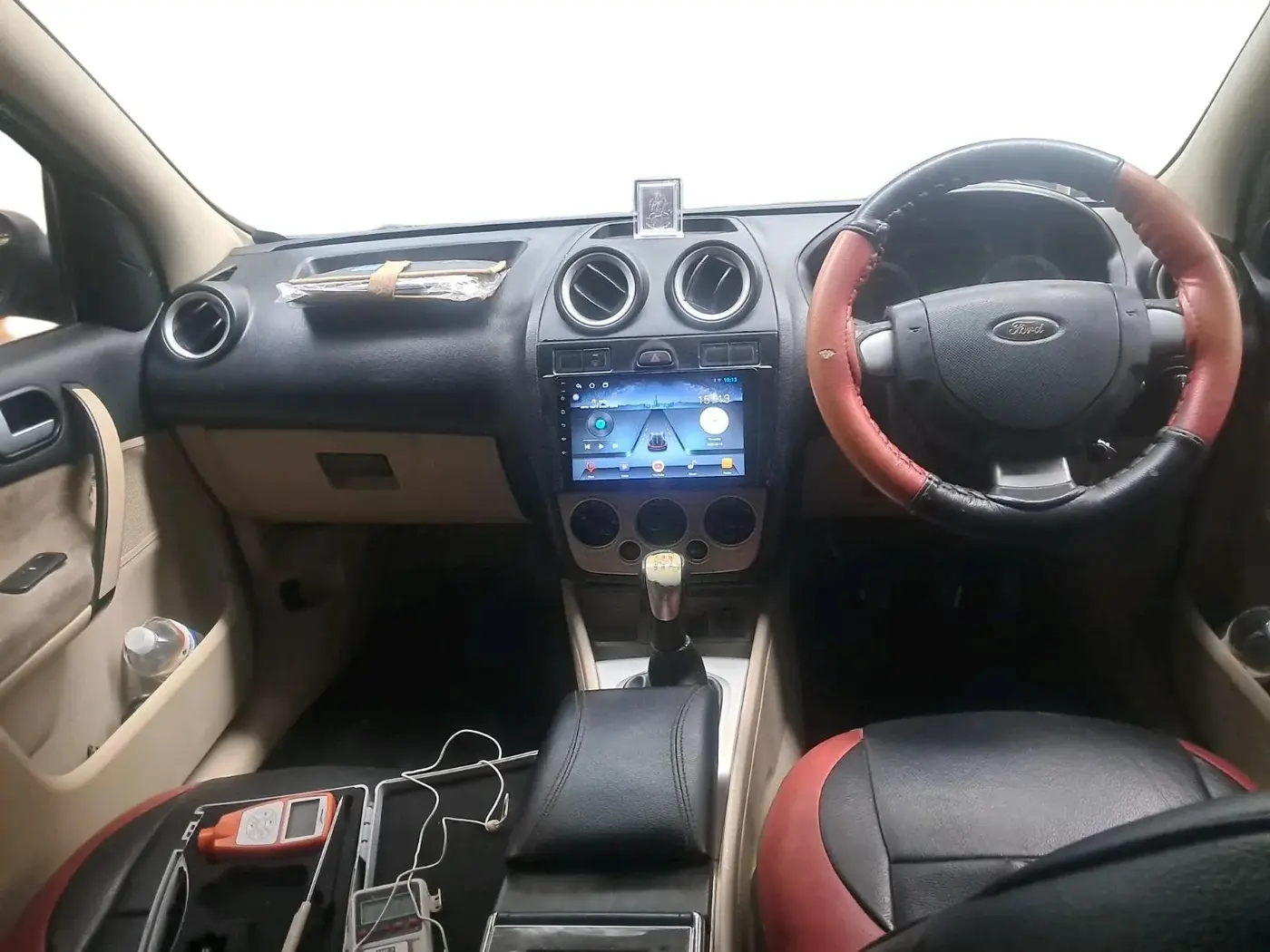 2008 Ford Fiesta ZXI 1.4 DIESEL, Diesel, Manual, 1,24,591 km, interior