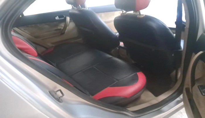 2008 Ford Fiesta ZXI 1.4 DIESEL, Diesel, Manual, 1,24,591 km, interior