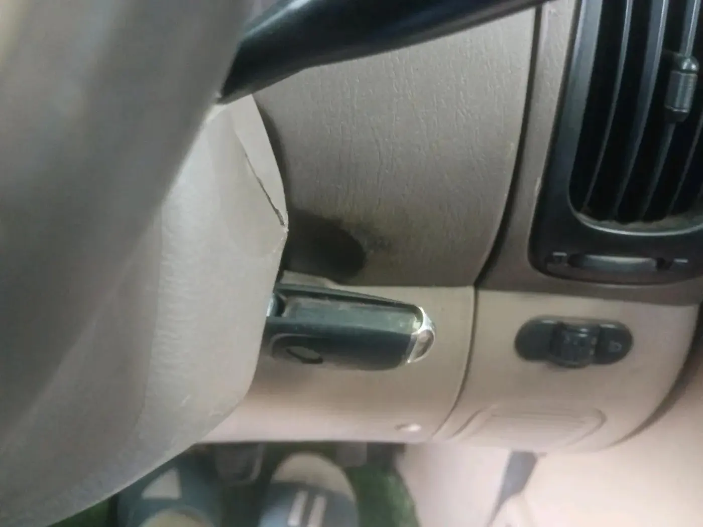 2006 Mahindra Scorpio 2.6 SLX CRDE, Diesel, Manual, 1,67,100 km, interior