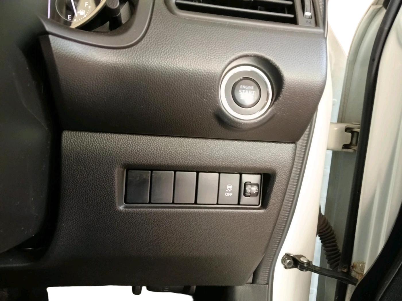 2023 Maruti Swift ZXI PLUS, Petrol, Manual, 26,202 km, interior