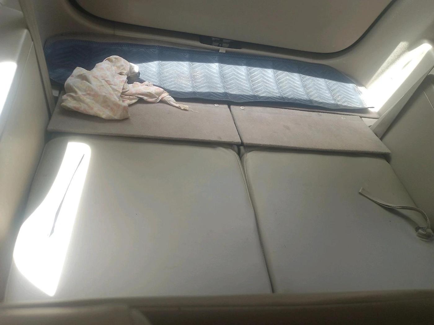 2016 Maruti Ertiga VDI SHVS, Diesel, Manual, 1,00,795 km, interior