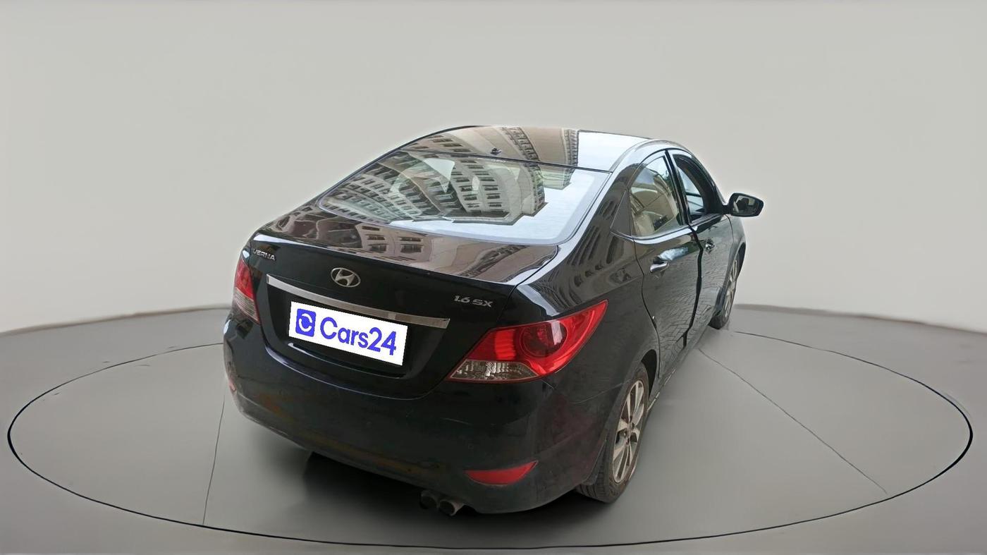 2014 Hyundai Verna FLUIDIC 1.6 CRDI SX, Diesel, Manual, 2,68,989 km, exterior
