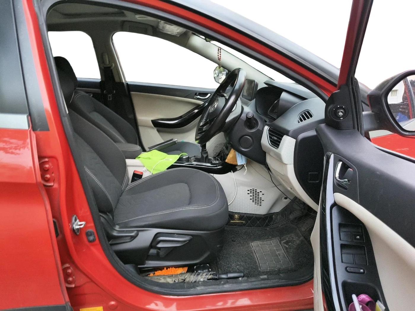 2021 Tata NEXON XZ PLUS SUNROOF PETROL DUAL TONE, Petrol, Manual, 39,363 km, interior