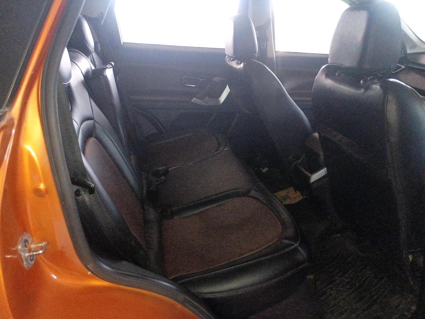 2019 Tata Harrier XZ 2.0L, Diesel, Manual, 1,34,120 km, interior