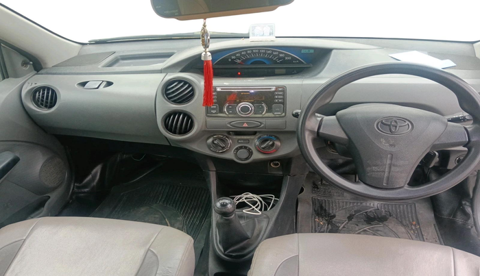 2013 Toyota Etios G, Petrol, Manual, 1,17,532 km, interior