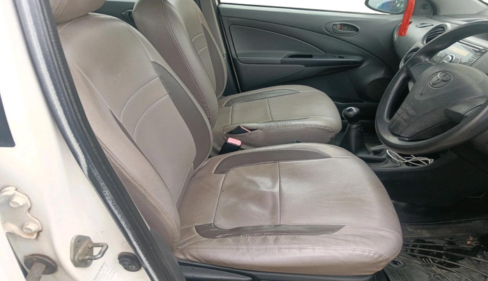 2013 Toyota Etios G, Petrol, Manual, 1,17,532 km, interior