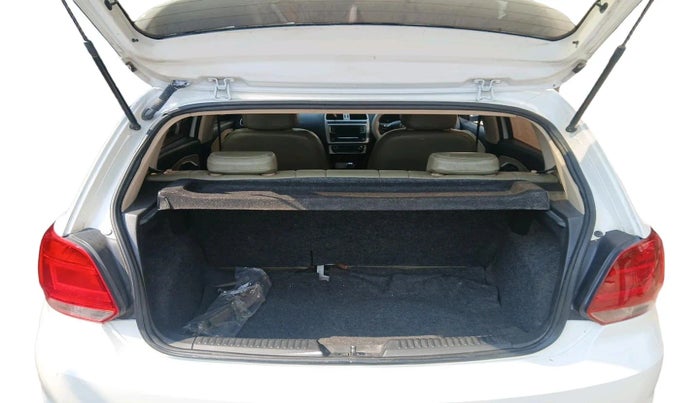 2016 Volkswagen Polo HIGHLINE1.5L, Diesel, Manual, 76,430 km, exterior