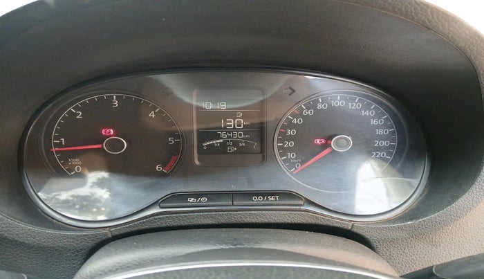 2016 Volkswagen Polo HIGHLINE1.5L, Diesel, Manual, 76,430 km, interior