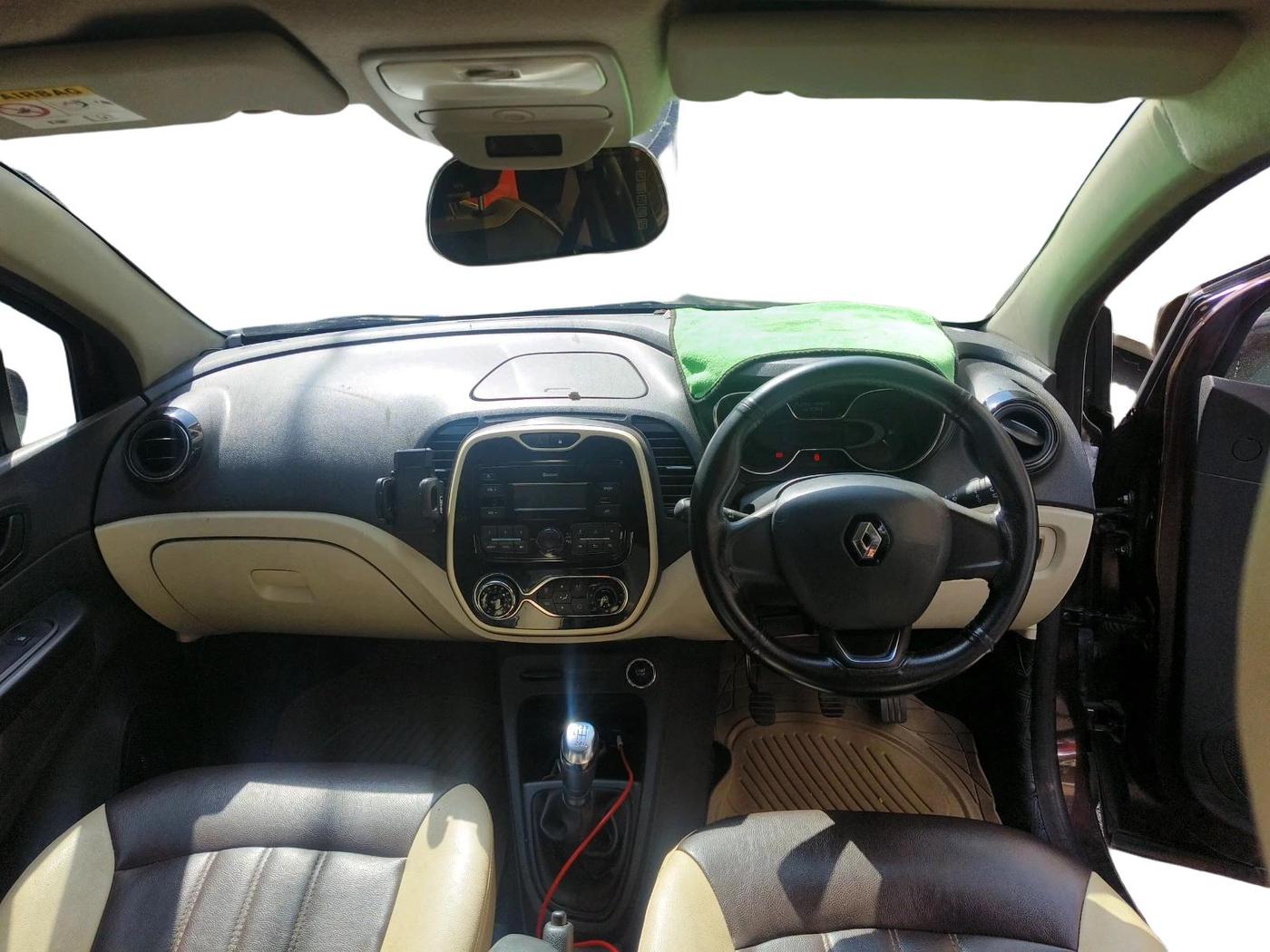2018 Renault Captur RXE DIESEL, Diesel, Manual, 77,004 km, interior