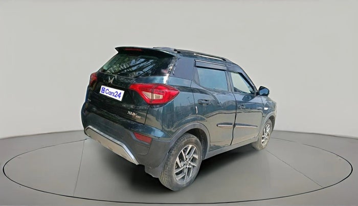 2023 Mahindra XUV300 W6 1.5 DIESEL AMT, Diesel, Automatic, 14,955 km, exterior