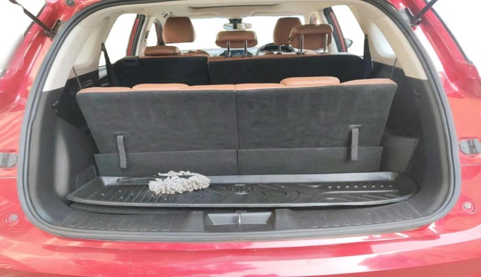 2021 MG HECTOR PLUS SELECT 2.0 DIESEL TURBO MT 7-STR, Diesel, Manual, 76,820 km, exterior