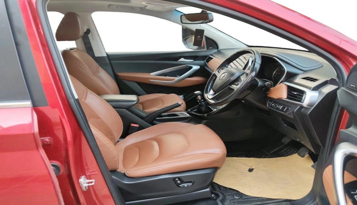 2021 MG HECTOR PLUS SELECT 2.0 DIESEL TURBO MT 7-STR, Diesel, Manual, 76,820 km, interior