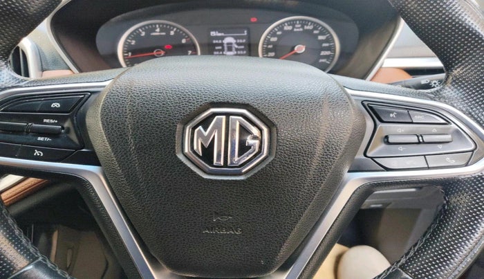 2021 MG HECTOR PLUS SELECT 2.0 DIESEL TURBO MT 7-STR, Diesel, Manual, 76,820 km, interior