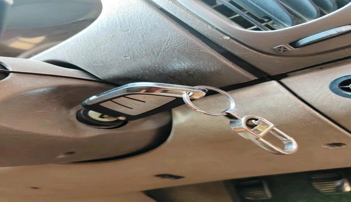 2005 Mahindra Scorpio 2.6 CRDE, Diesel, Manual, 1,47,292 km, interior