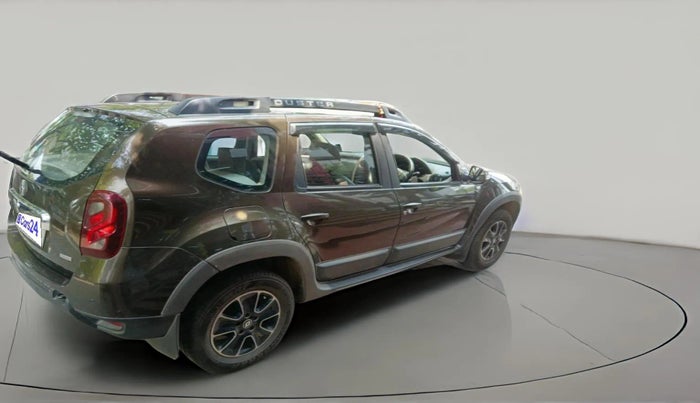 2019 Renault Duster RXS CVT, Petrol, Automatic, 1,06,319 km, exterior