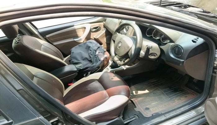 2019 Renault Duster RXS CVT, Petrol, Automatic, 1,06,319 km, interior