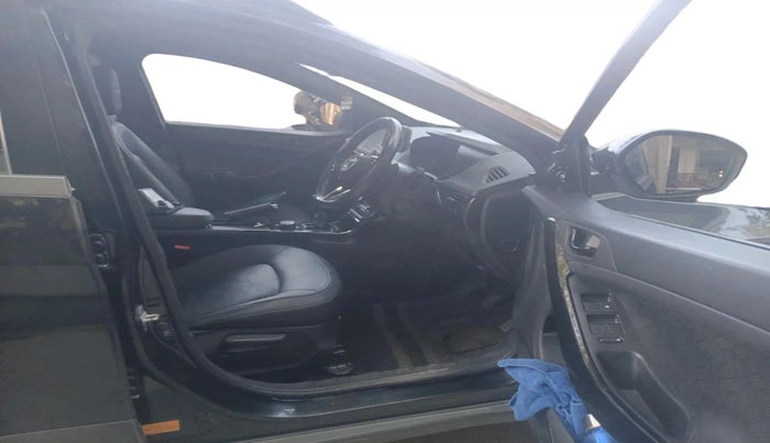 2021 Tata NEXON XZ PLUS (O) DIESEL DARK EDITION, Diesel, Manual, 54,000 km, interior