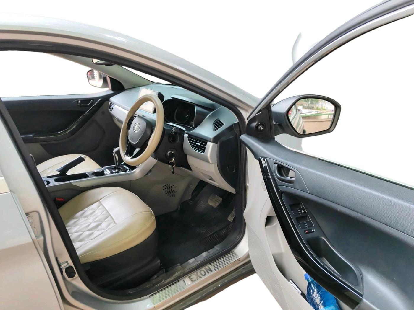 2019 Tata NEXON XMA PETROL, Petrol, Automatic, 29,803 km, interior