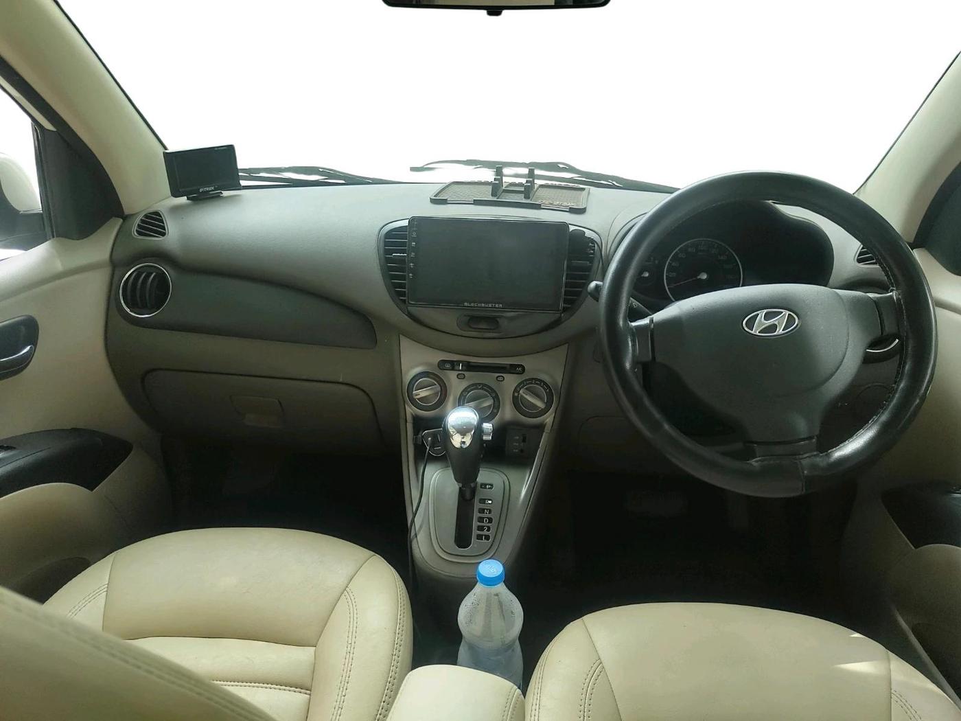 2013 Hyundai i10 SPORTZ 1.2 AT, Petrol, Automatic, 87,807 km, interior