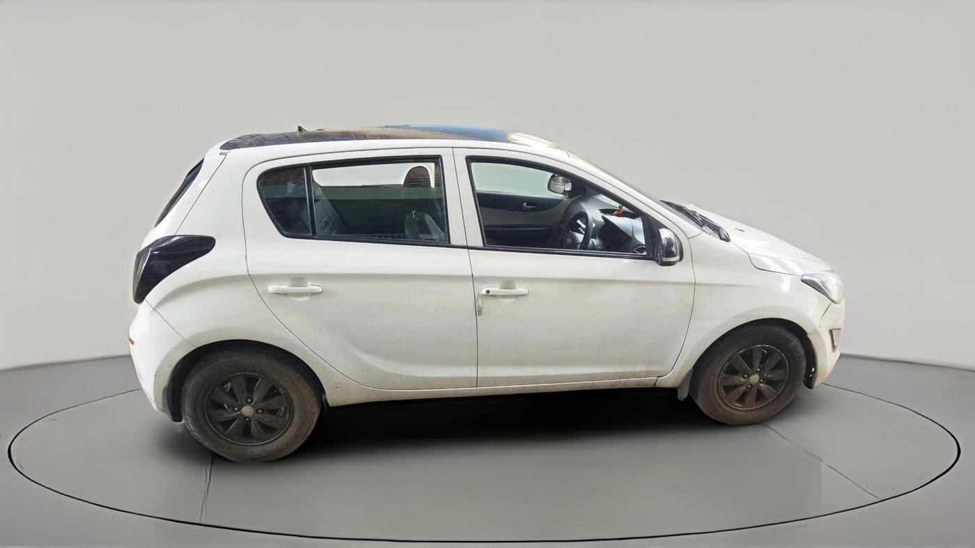 2012 Hyundai i20 SPORTZ 1.2, Petrol, Manual, 95,102 km, exterior