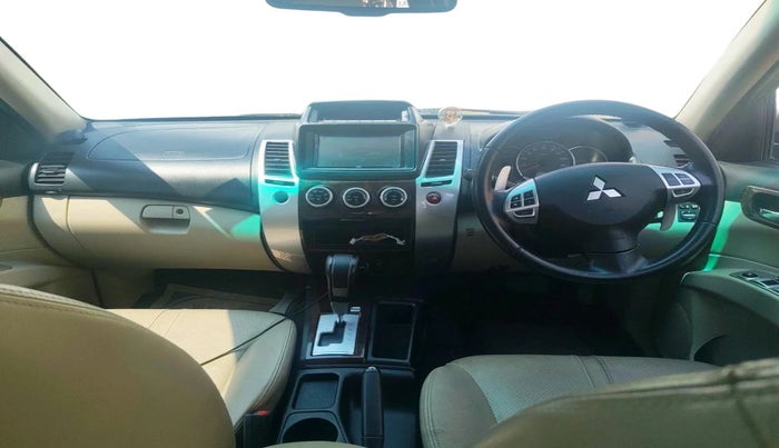 2018 Mitsubishi Pajero Sport 2.5 AT 4X2, Diesel, Automatic, 93,277 km, interior