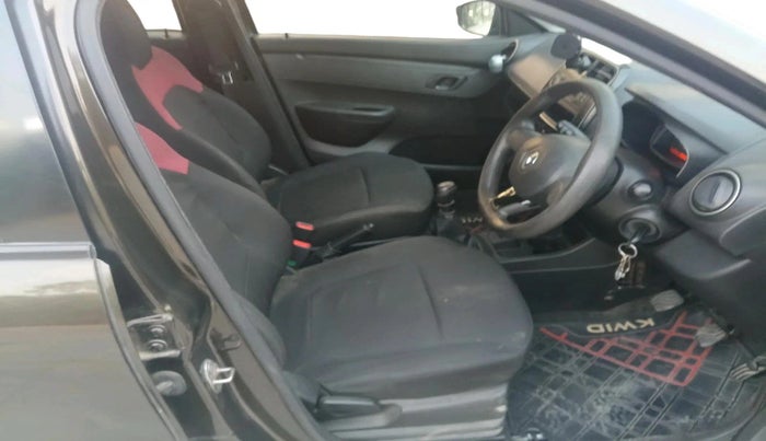 2018 Renault Kwid RXL, Petrol, Manual, 75,452 km, interior