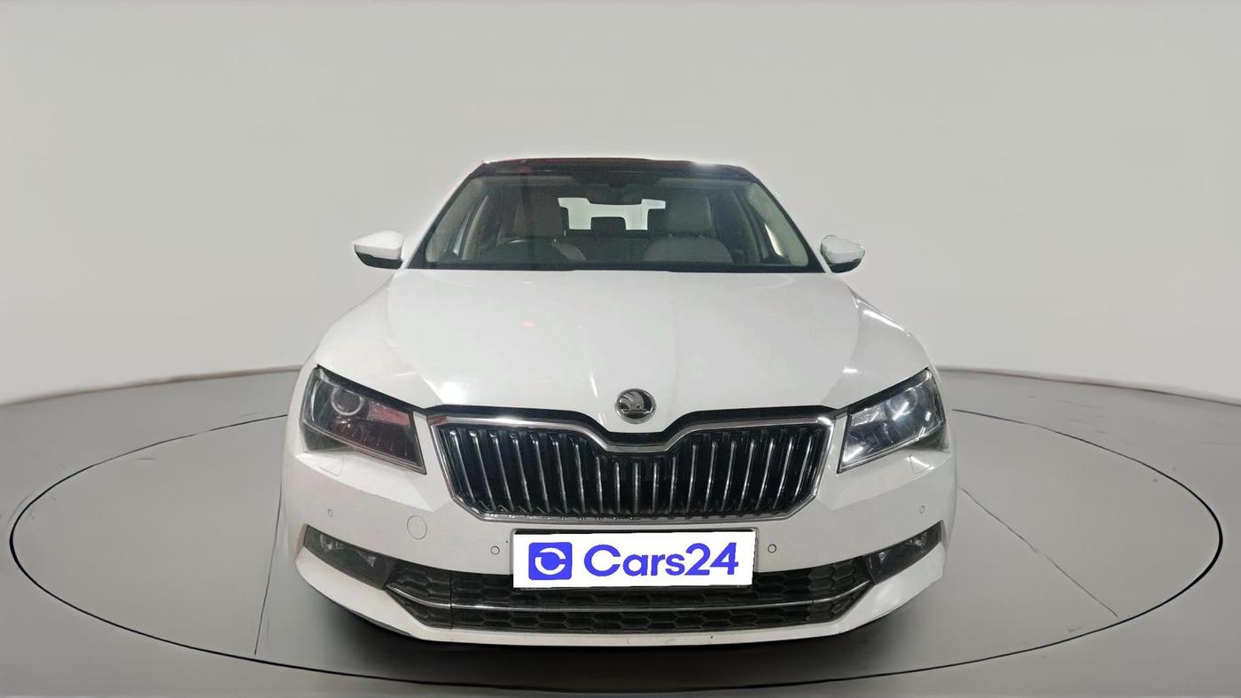 2019 Skoda Superb STYLE 1.8 TSI MT, Petrol, Manual, 85,166 km, exterior