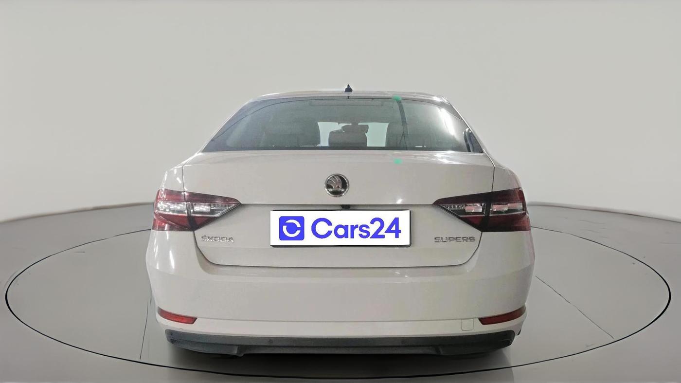 2019 Skoda Superb STYLE 1.8 TSI MT, Petrol, Manual, 85,166 km, exterior