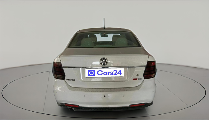 2022 Volkswagen Vento HIGHLINE PLUS 1.0L TSI AT, Petrol, Automatic, 38,410 km, exterior