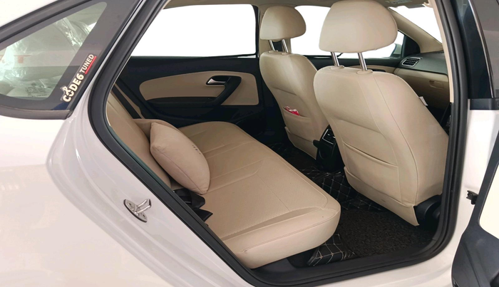 2022 Volkswagen Vento HIGHLINE PLUS 1.0L TSI AT, Petrol, Automatic, 38,410 km, interior