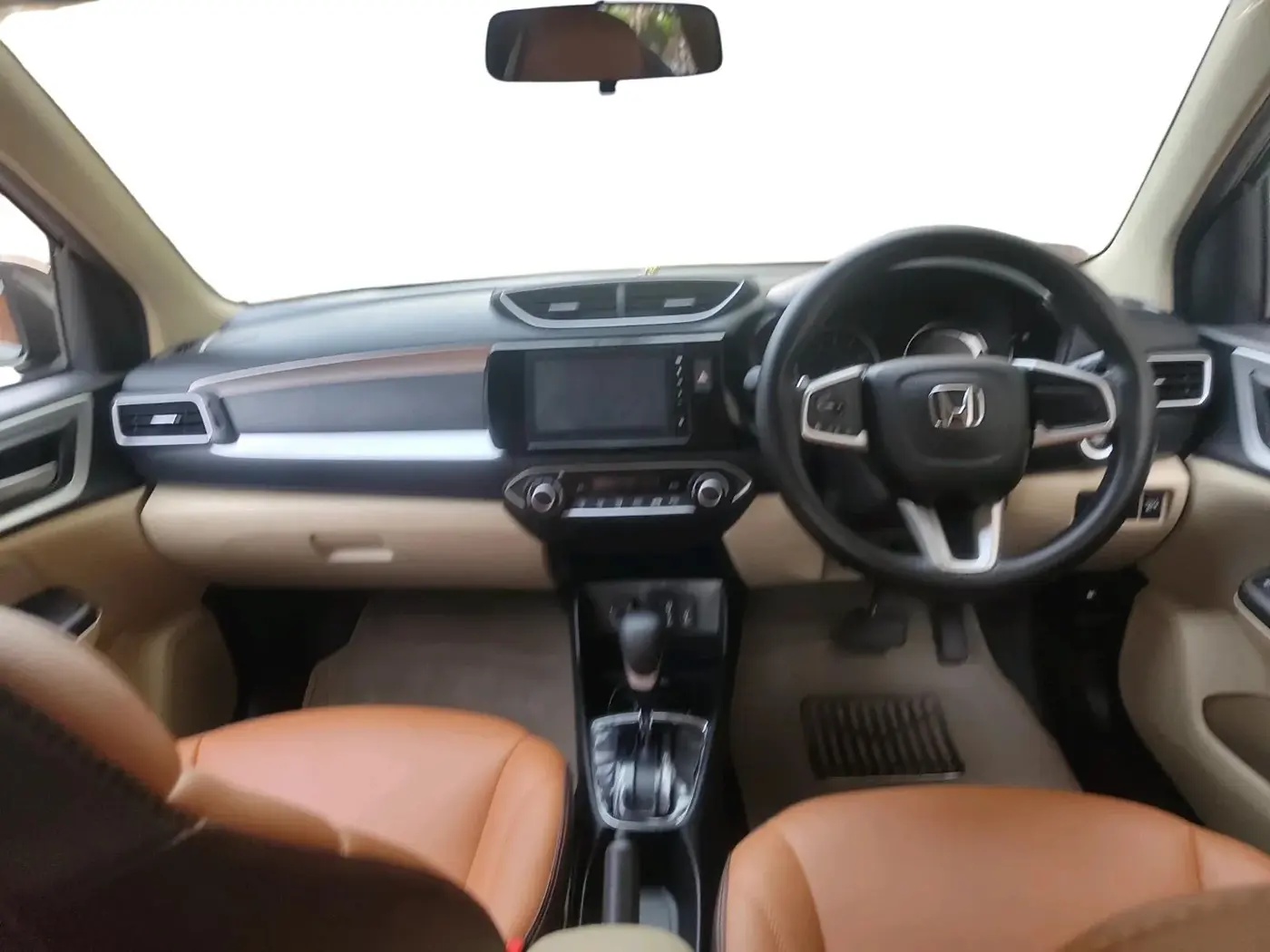 2024 Honda Amaze 1.2L I-VTEC VX CVT, Petrol, Automatic, 1,341 km, interior