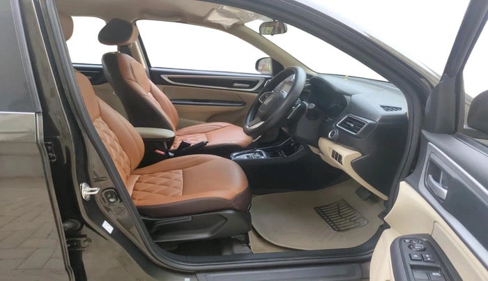 2024 Honda Amaze 1.2L I-VTEC VX CVT, Petrol, Automatic, 1,341 km, interior