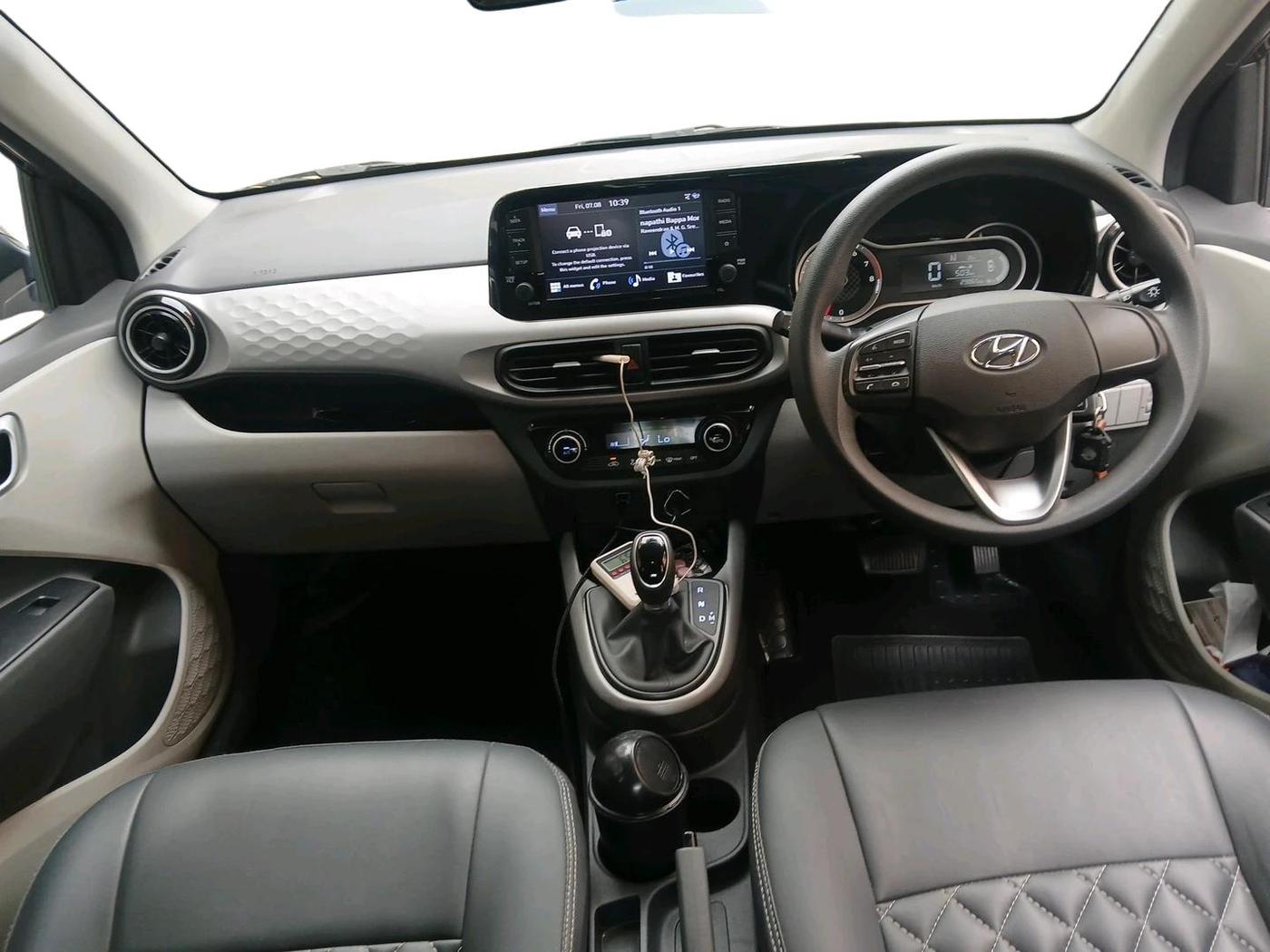 2022 Hyundai GRAND I10 NIOS SPORTZ AMT 1.2 KAPPA VTVT, Petrol, Automatic, 29,865 km, interior
