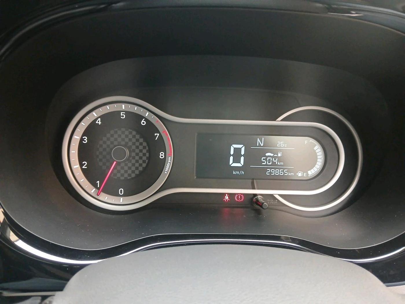 2022 Hyundai GRAND I10 NIOS SPORTZ AMT 1.2 KAPPA VTVT, Petrol, Automatic, 29,865 km, interior