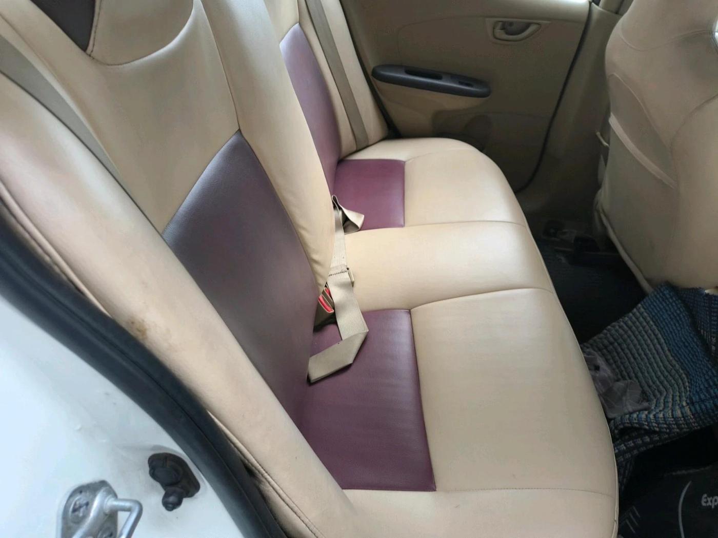 2013 Honda Amaze 1.5L I-DTEC E, Diesel, Manual, 1,87,831 km, interior