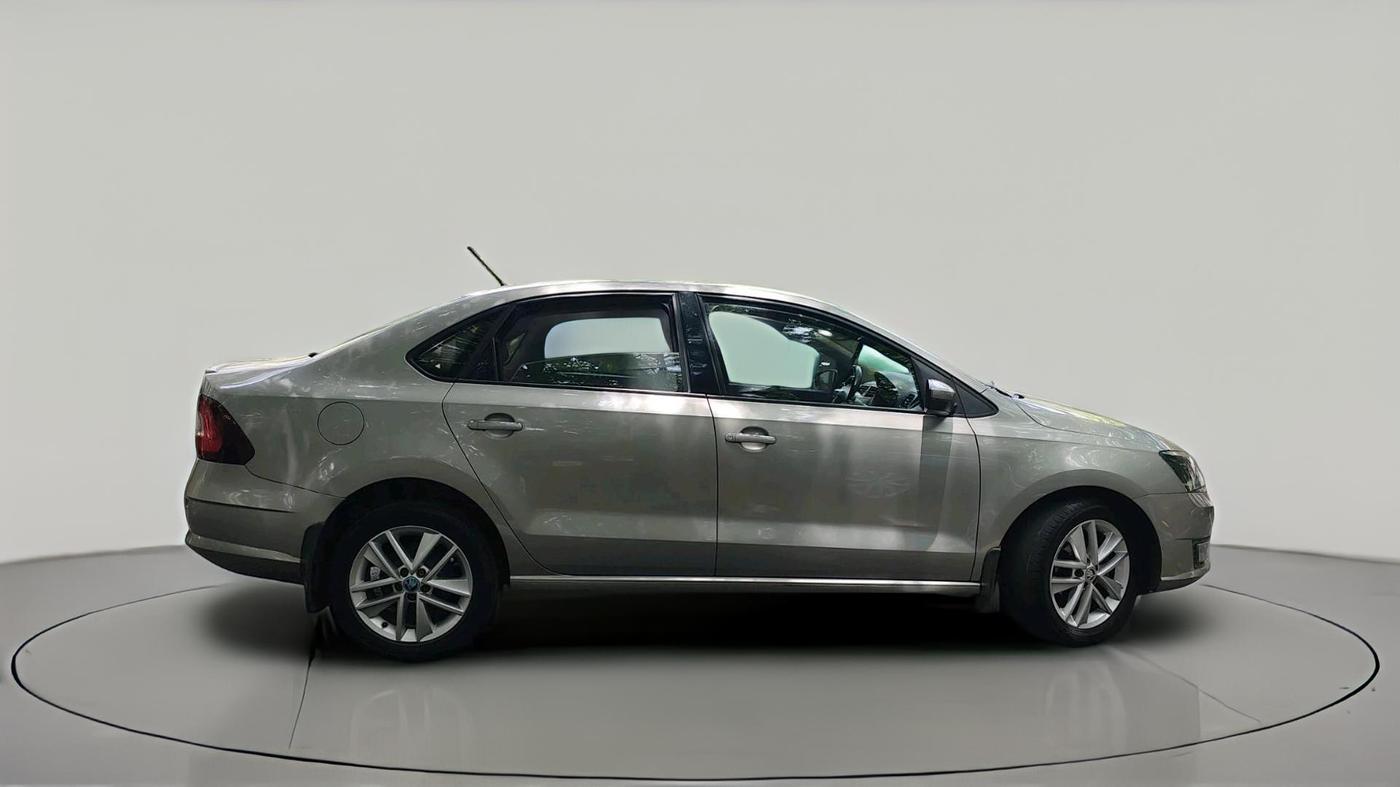 2017 Skoda Rapid STYLE 1.5 TDI AT, Diesel, Automatic, 1,04,264 km, exterior