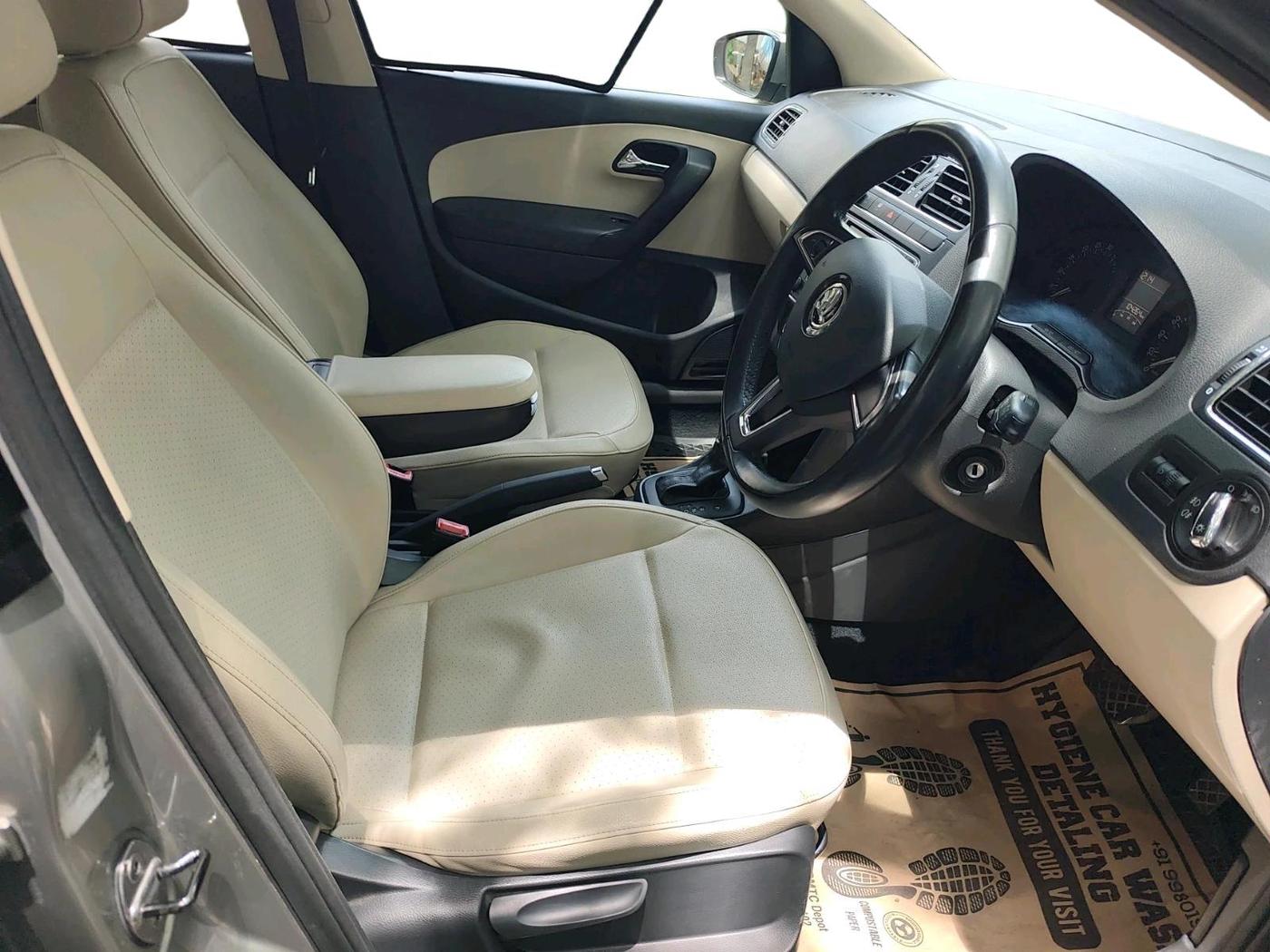 2017 Skoda Rapid STYLE 1.5 TDI AT, Diesel, Automatic, 1,04,264 km, interior