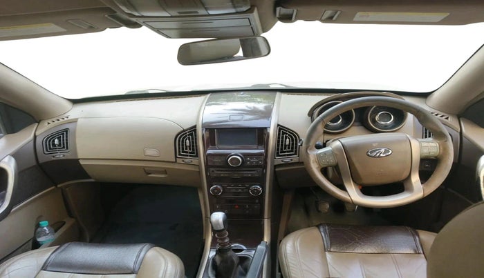 2012 Mahindra XUV500 W8, Diesel, Manual, 1,50,438 km, interior