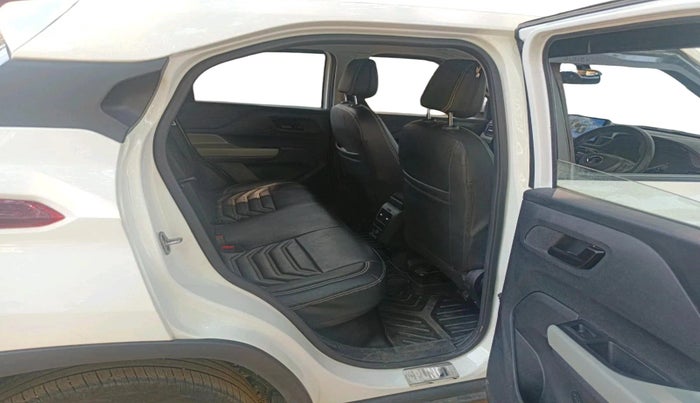 2025 Tata PUNCH ADVENTURE AMT, Petrol, Automatic, 7,218 km, interior