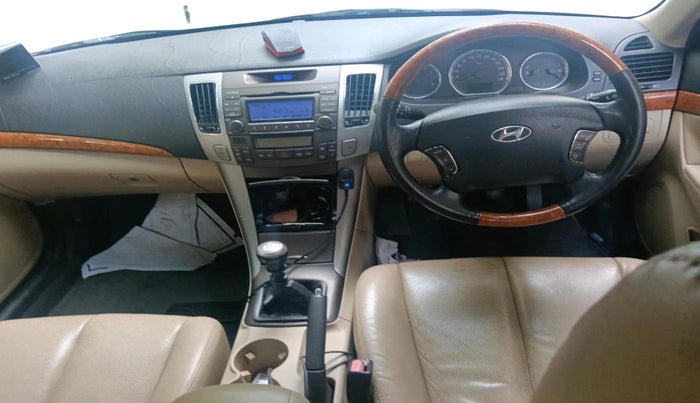2011 Hyundai Sonata 2.4 GDI MT, Petrol, Manual, 76,560 km, interior