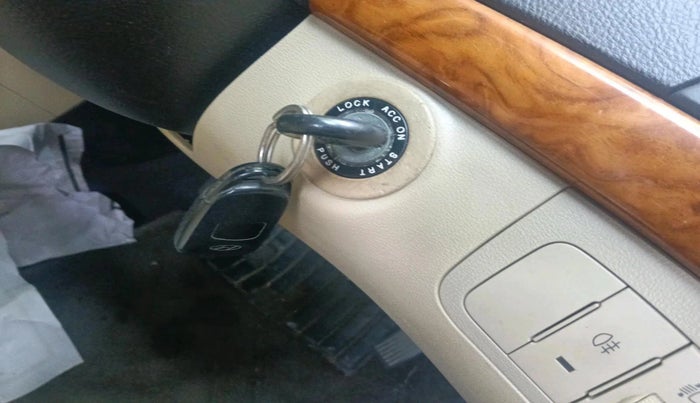 2011 Hyundai Sonata 2.4 GDI MT, Petrol, Manual, 76,560 km, interior