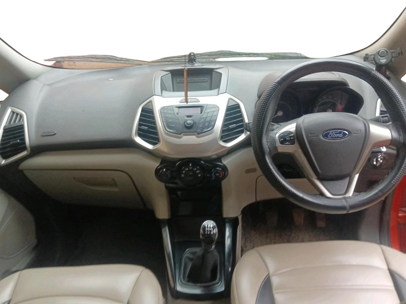 2013 Ford Ecosport TREND 1.5L DIESEL, Diesel, Manual, 1,02,823 km, interior