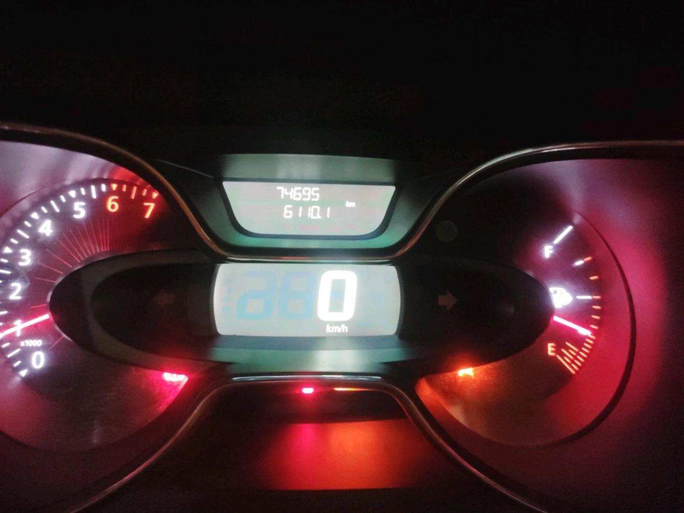 2019 Renault Captur RXT PETROL DUAL TONE, Petrol, Manual, 74,695 km, interior