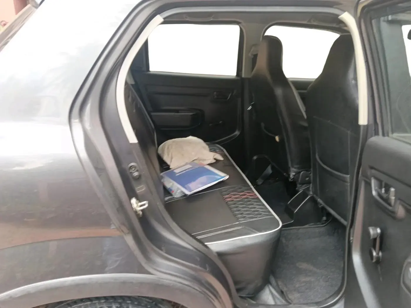 2020 Maruti S PRESSO VXI PLUS AMT, Petrol, Automatic, 28,800 km, interior