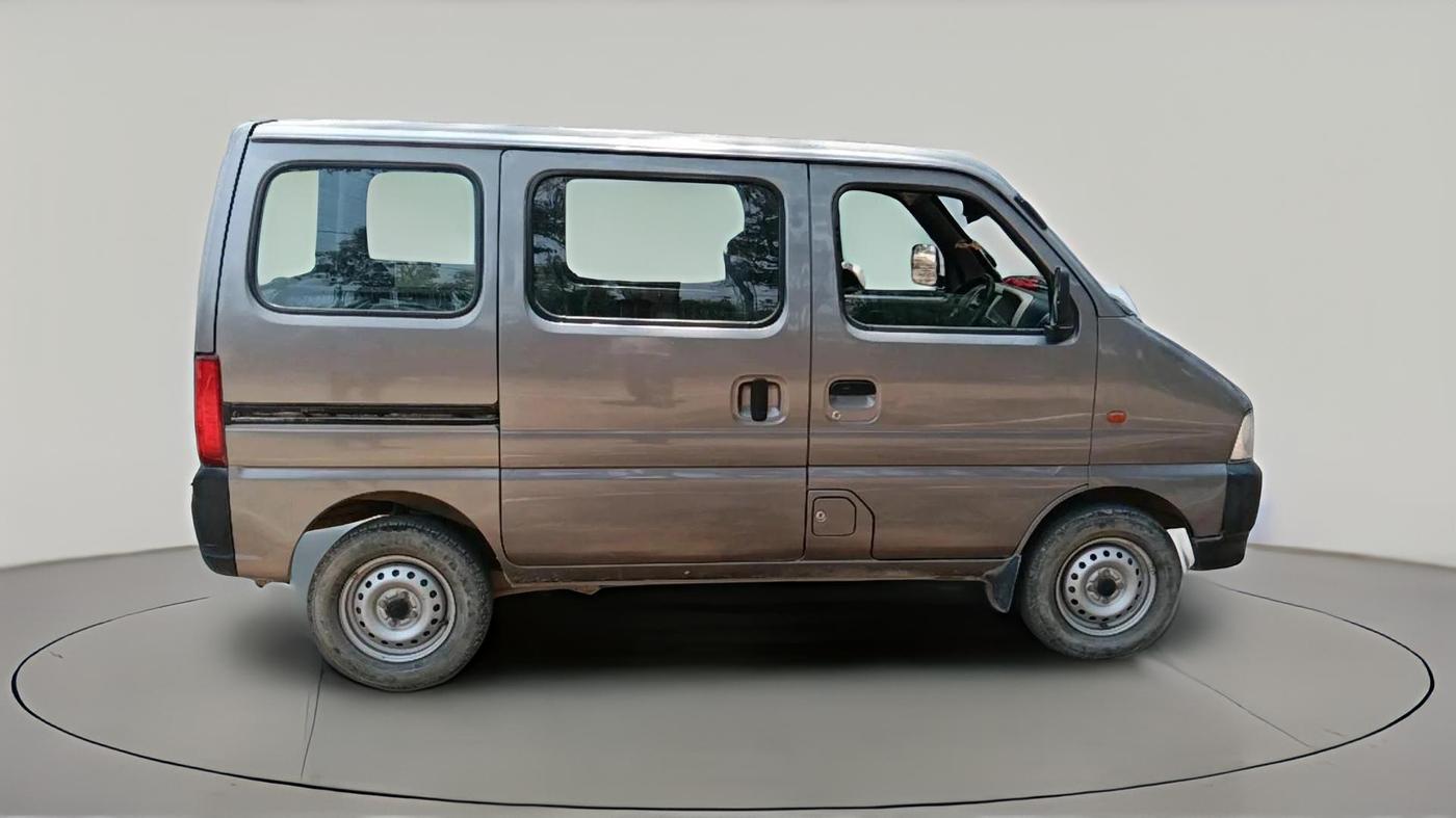 2023 Maruti Eeco 5 STR AC, Petrol, Manual, 28,972 km, exterior