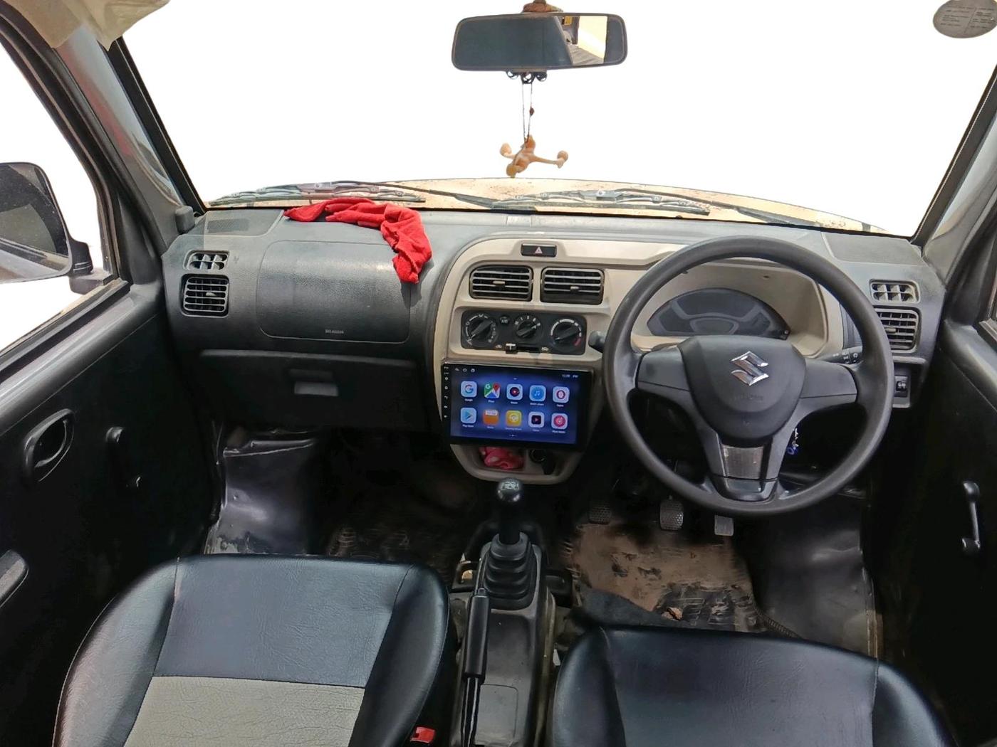 2023 Maruti Eeco 5 STR AC, Petrol, Manual, 28,972 km, interior