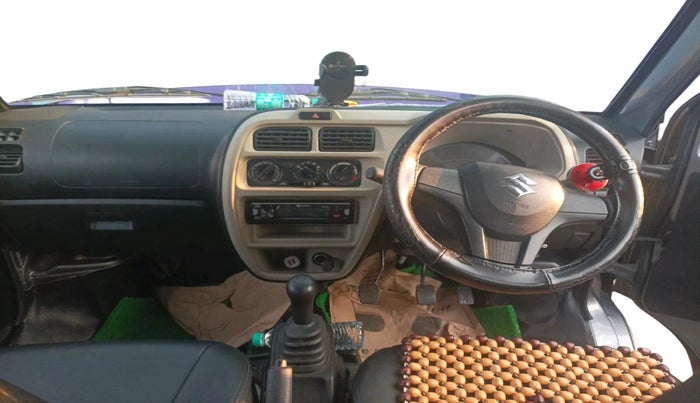 2024 Maruti Eeco 7 STR STD 1.2, CNG, Manual, 33,186 km, interior