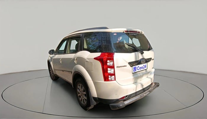 2015 Mahindra XUV500 W8, Diesel, Manual, 1,05,537 km, exterior