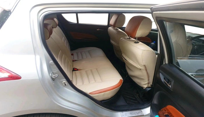 2016 Maruti Swift VDI (O), Diesel, Manual, 2,29,457 km, interior
