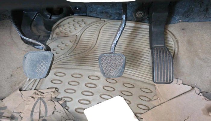 2014 Honda City 1.5L I-VTEC SV, Petrol, Manual, 2,43,230 km, interior